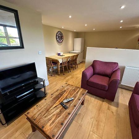 Riverside Apartment In The Centre Boston Esterno foto